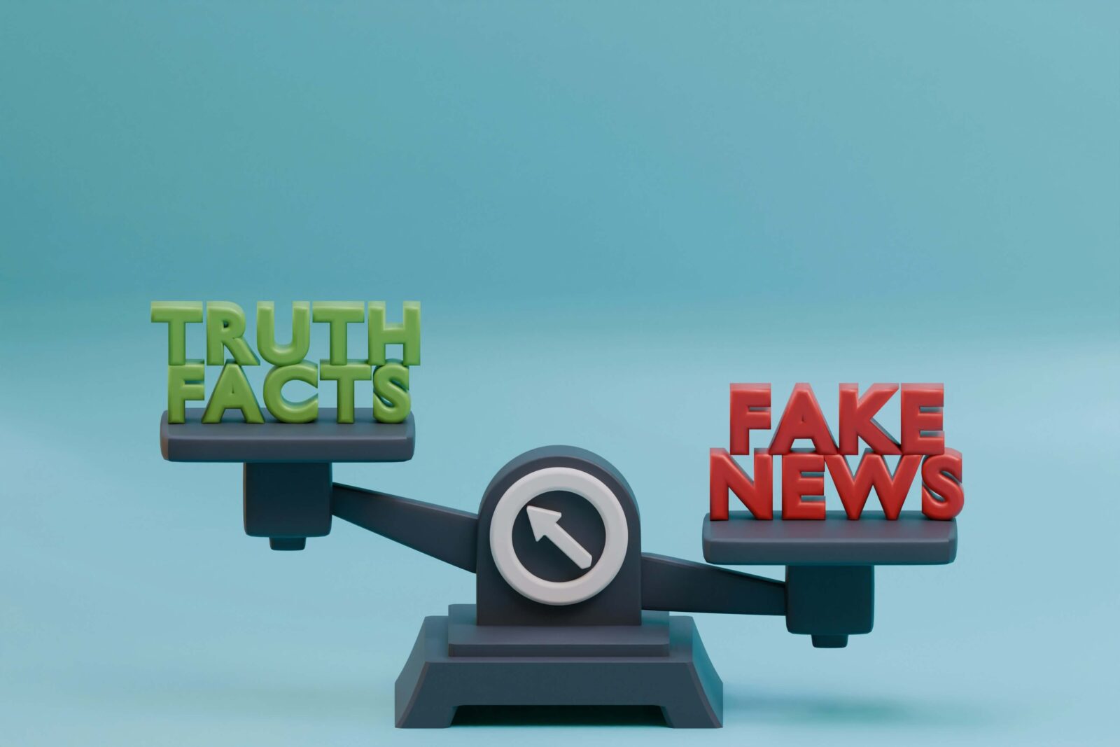 Waage mit den Begriffen „Truth Facts“ und „Fake News“ als Symbol für den Unterschied zwischen verlässlichen Informationen und Desinformation.